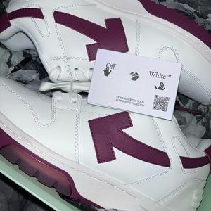Off-white out of office white violet Size 9.5. BRAND NEW UNWORN